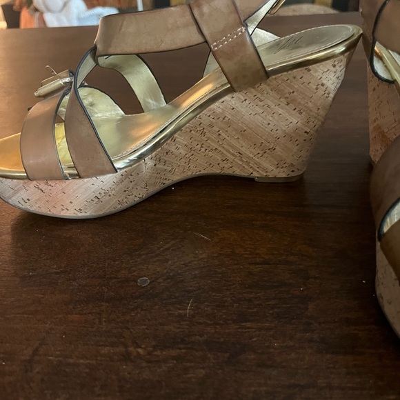 Women's Brown Blow Fish Strappy Sandals - Picture 2 of 4